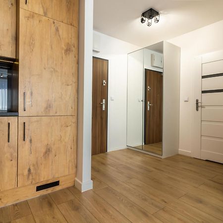 ורוצלב Apartament Near Sky Tower מראה חיצוני תמונה